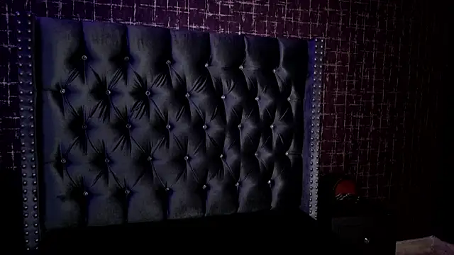 Snapshot of ArtemisaBlake chatting on October 23, 4:38 pm ArtemisaBlake online show from October 23, 4:38 pm