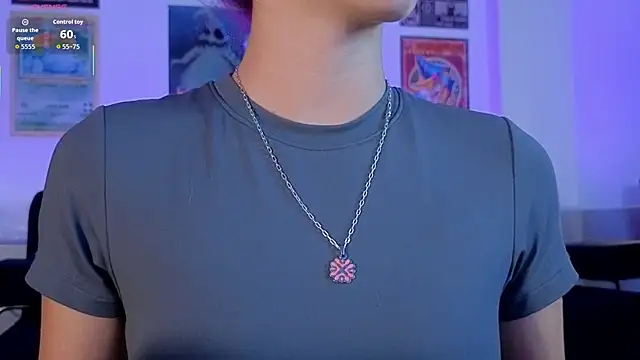 Snapshot of ArtemisaBlake chatting on December 18, 6:40 am ArtemisaBlake online show from December 18, 6:40 am