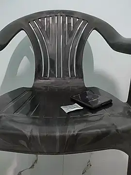 Snapshot of bananadick____ chatting on December 17, 6:35 pm bananadick online show from December 17, 6:35 pm