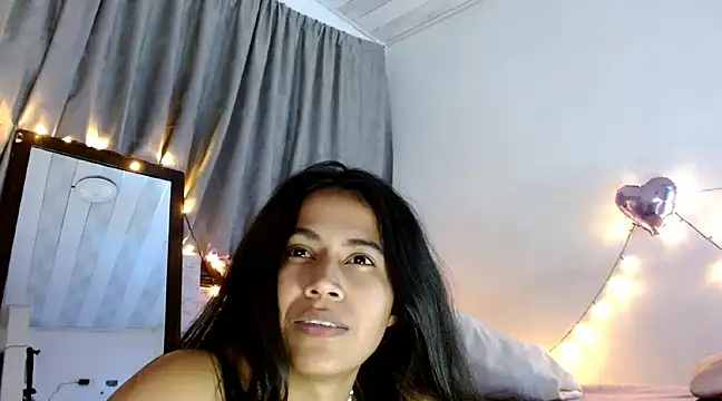 Snapshot of brihanna_lena chatting on December 29, 7:39 am brihanna lena online show from December 29, 7:39 am