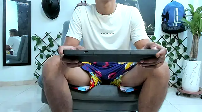 boss of cash online show from December 12, 3:43 am