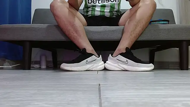 boss of cash online show from February 12, 9:36 pm