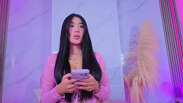 Chlooee   online show from June 5, 2:49 am