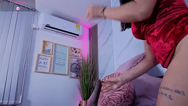 Chlooee   online show from February 26, 2:44 am