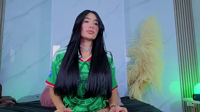 Chlooee   online show from July 2, 1:17 am