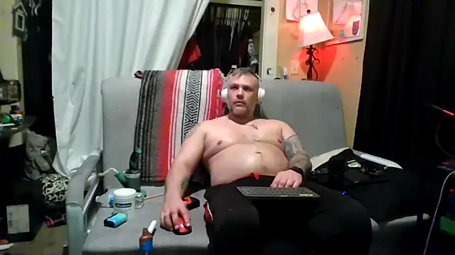 TwoFarty240 online show from February 8, 12:52 am