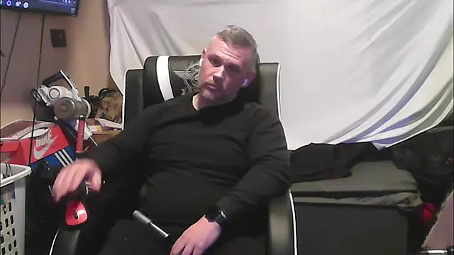 TwoFarty240 online show from January 7, 4:06 am