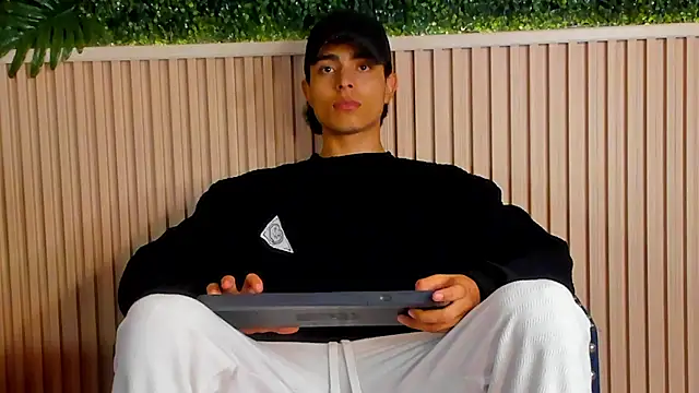 JoshRashfordd online show from September 28, 11:50 am