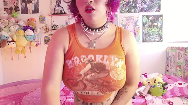 Snapshot of lady_noize chatting on June 30, 10:21 pm lady noize online show from June 30, 10:21 pm