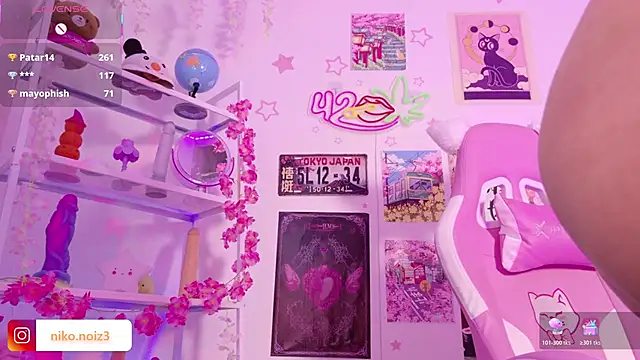 lady noize online show from April 9, 6:19 am