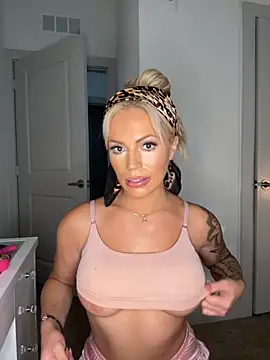 sophiamariexoxo240 online show from September 28, 4:58 pm