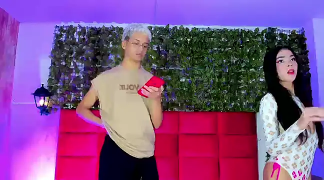 TheSexyDevils online show from January 4, 8:49 am