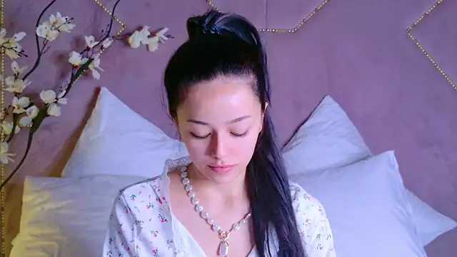 STELLA RICH online show from October 28, 8:08 pm