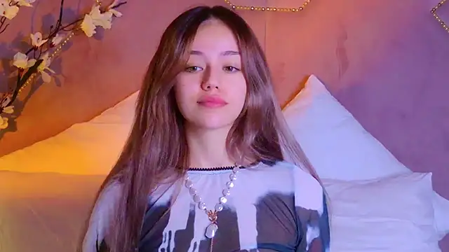 STELLA RICH online show from October 15, 8:50 pm