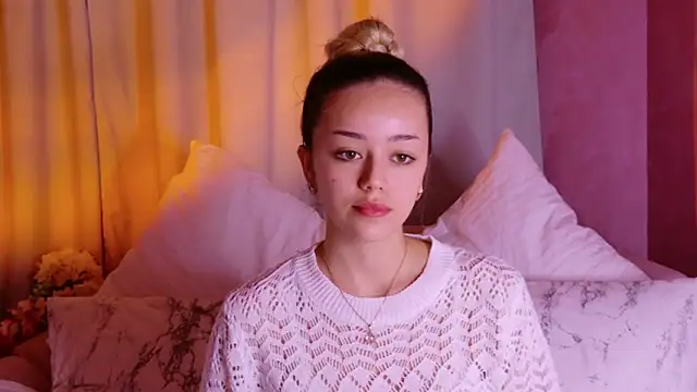 STELLA RICH online show from September 24, 9:43 pm