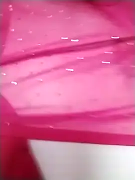 Snapshot of Yaz_Moon chatting on September 19, 6:12 pm Yaz Moon online show from September 19, 6:12 pm