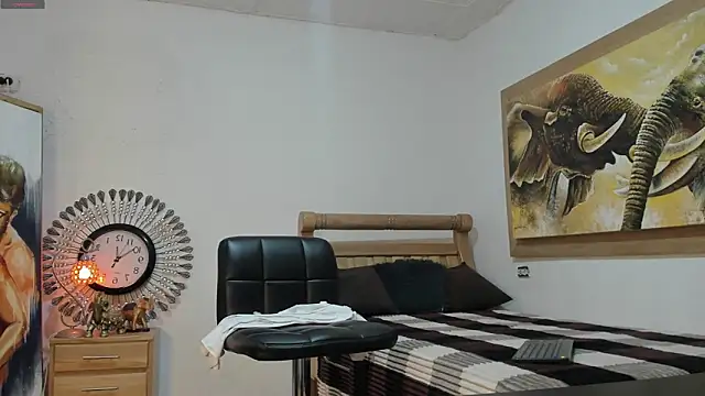 mr stiven  online show from May 20, 3:03 am