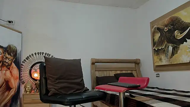 mr stiven  online show from April 4, 4:19 am