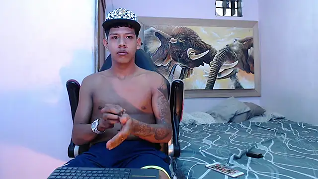 Snapshot of mr_stiven_ chatting on March 6, 6:41 am mr stiven  online show from March 6, 6:41 am