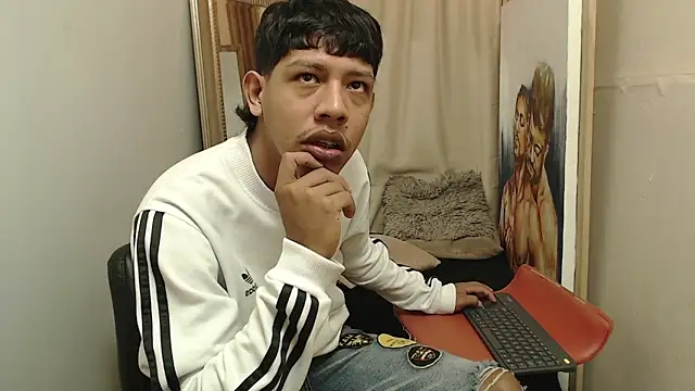 mr stiven  online show from November 17, 2:15 am