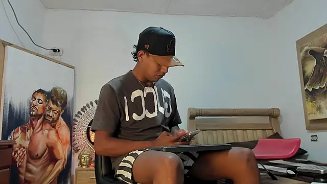 mr stiven  online show from April 5, 3:02 am