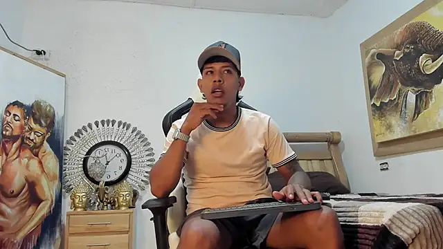 mr stiven  online show from March 26, 6:55 am