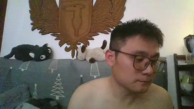 866532 online show from December 21, 4:52 pm