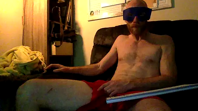 Twowellshapedheads online show from December 17, 7:28 am