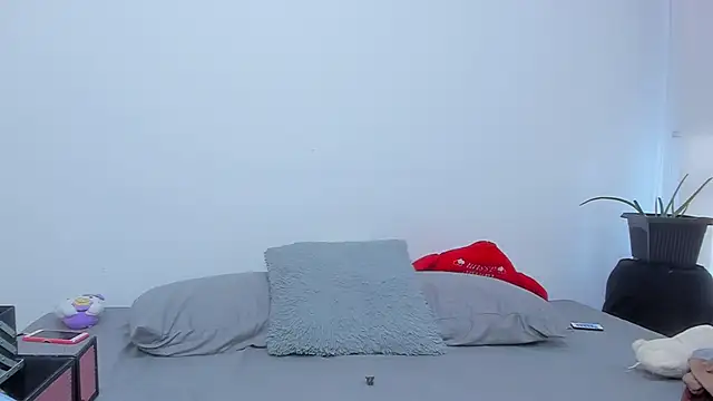 Liah ferrer online show from December 24, 9:33 pm