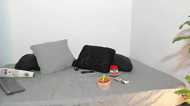 Liah ferrer online show from November 1, 2:22 pm