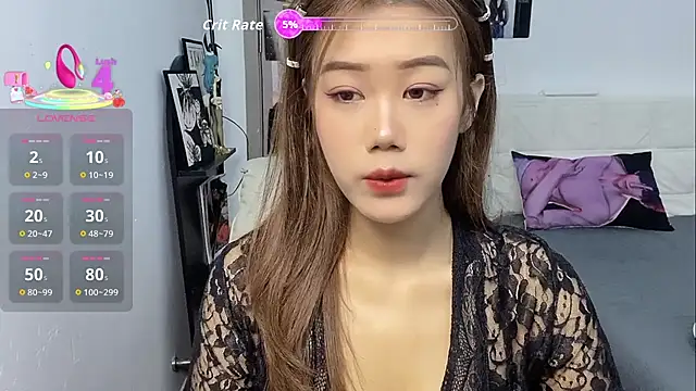 Snapshot of Bella-LL chatting on April 28, 6:12 pm Bella-LL online show from April 28, 6:12 pm