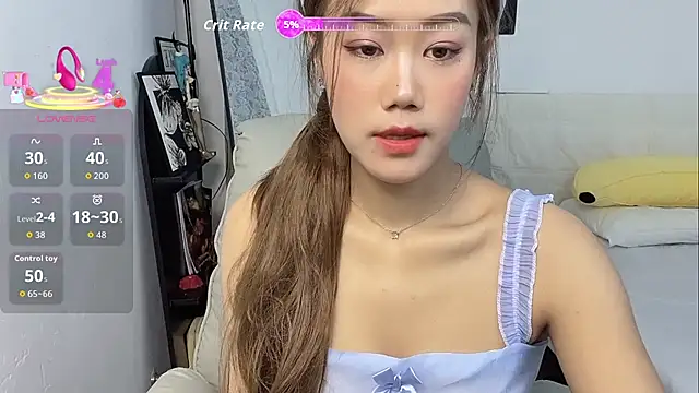 Snapshot of Bella-LL chatting on April 14, 5:51 pm Bella-LL online show from April 14, 5:51 pm