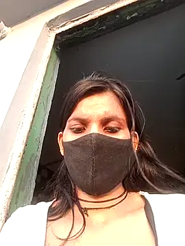 Snapshot of Aafreen_36 chatting on February 22, 12:18 pm Aafreen 36 online show from February 22, 12:18 pm