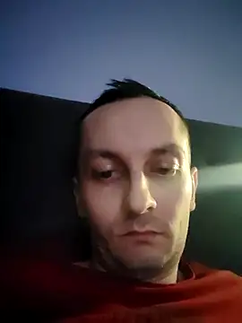 Snapshot of Kondzio chatting on December 3, 9:58 pm Kondzio online show from December 3, 9:58 pm