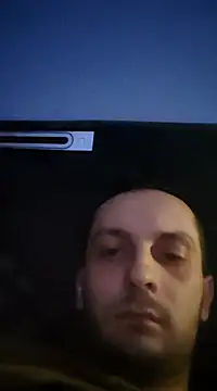 Snapshot of Kondzio chatting on December 14, 9:24 pm Kondzio online show from December 14, 9:24 pm