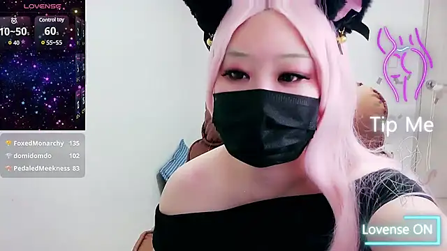 asiancat1 online show from January 5, 10:10 am