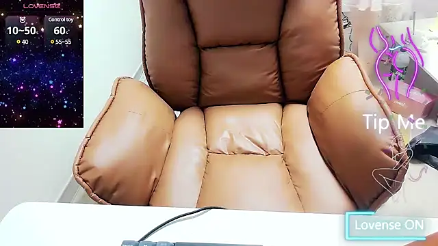 asiancat1 online show from January 5, 1:45 am