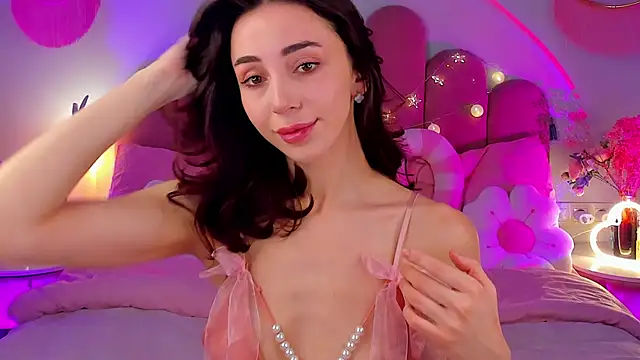 ElsaYoung online show from January 10, 8:15 pm