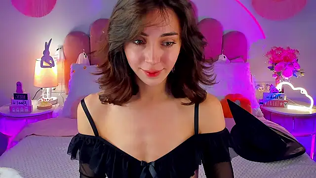 ElsaYoung online show from October 31, 8:38 pm