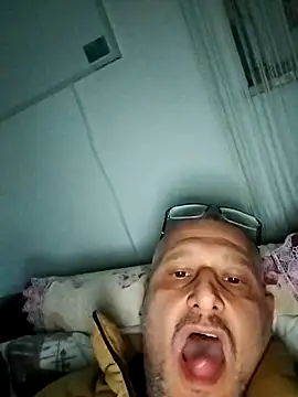 Snapshot of Husoban chatting on October 26, 4:29 pm Husoban online show from October 26, 4:29 pm