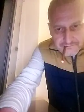 Husoban online show from December 15, 5:41 pm