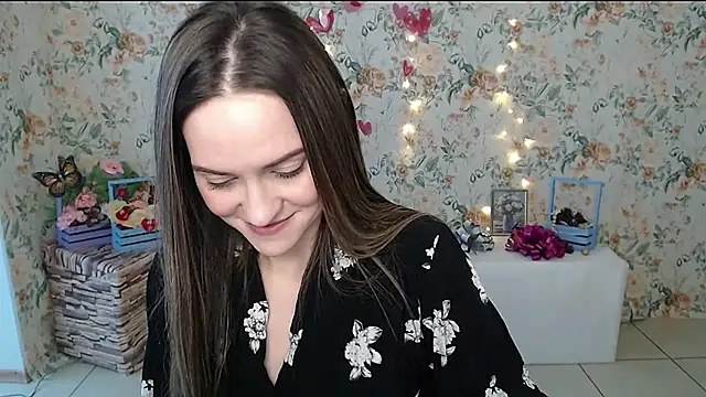 Snapshot of Lina_Star_S chatting on February 20, 6:50 am Lina Star S online show from February 20, 6:50 am