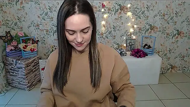 Snapshot of Lina_Star_S chatting on February 25, 6:47 am Lina Star S online show from February 25, 6:47 am
