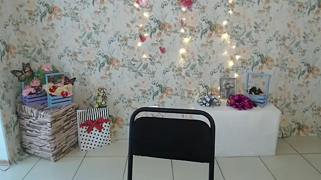 Snapshot of Lina_Star_S chatting on February 13, 10:34 am Lina Star S online show from February 13, 10:34 am