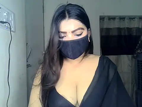 Snapshot of ishi_Beauty chatting on July 14, 5:23 am ishi Beauty online show from July 14, 5:23 am