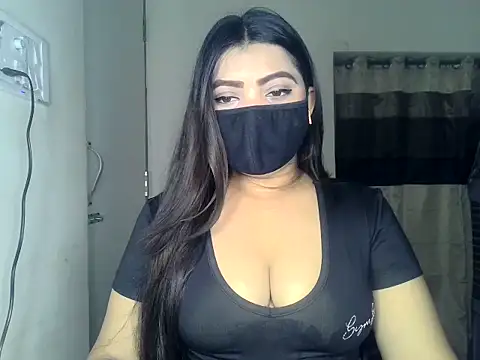 Snapshot of ishi_Beauty chatting on July 1, 5:08 am ishi Beauty online show from July 1, 5:08 am