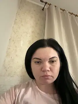 Snapshot of Diane_Briggs chatting on December 13, 3:21 pm Diane Briggs online show from December 13, 3:21 pm