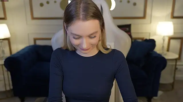 Ewa Pearl online show from November 29, 11:21 am