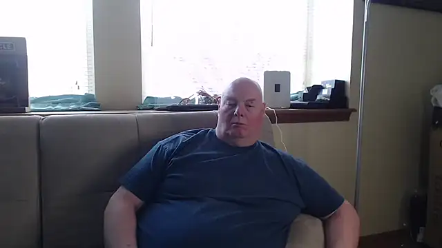 Snapshot of harley99574 chatting on May 5, 9:07 pm harley99574 online show from May 5, 9:07 pm