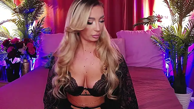 FelyJolie online show from April 21, 3:29 pm